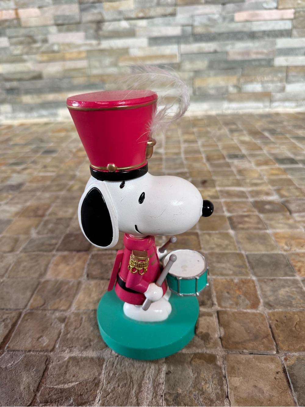 Peanuts Snoopy Pink Drummer Figurine with Teal Base